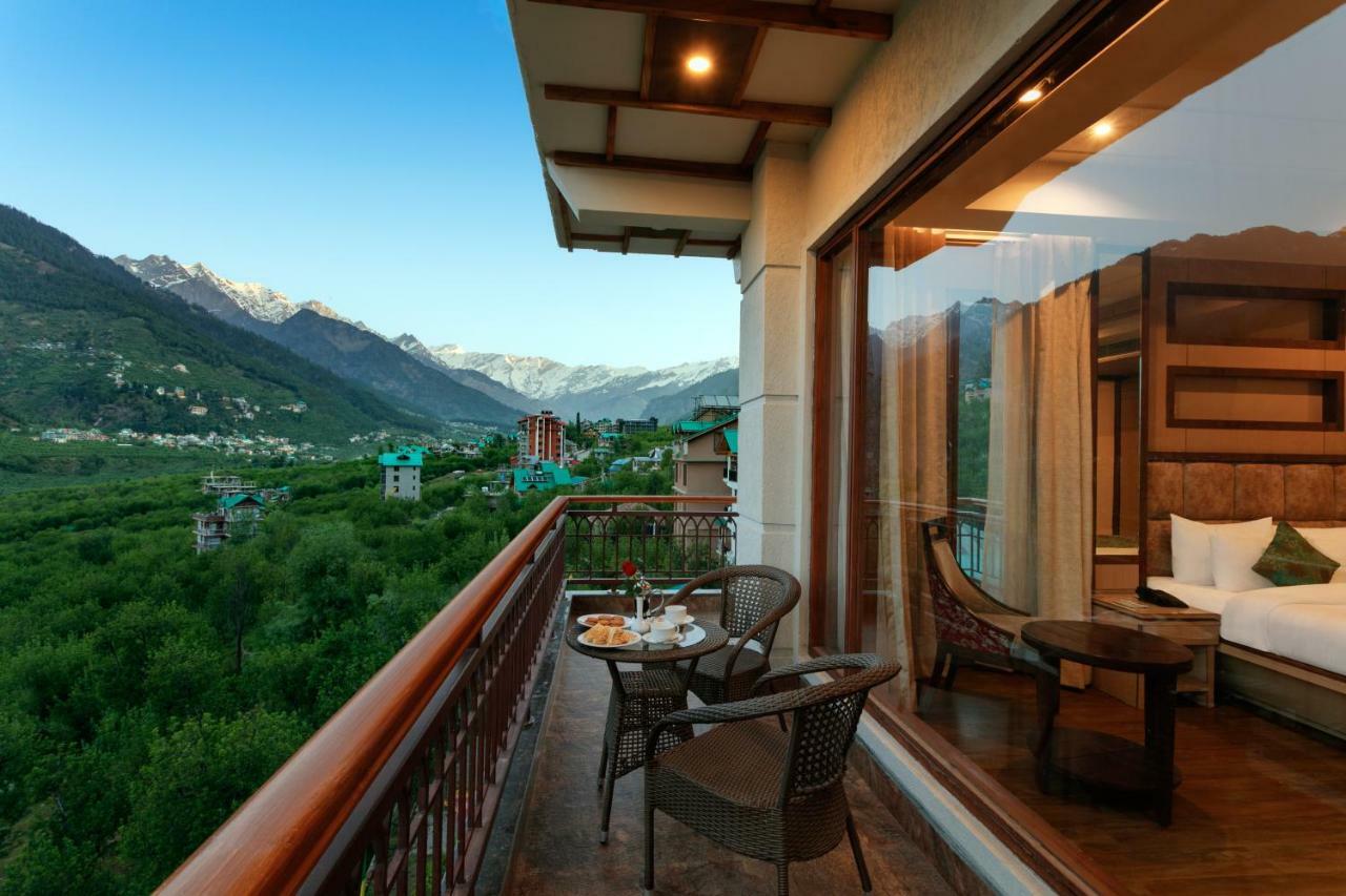 Alokik Resort- Pure Veg Manāli Exterior foto